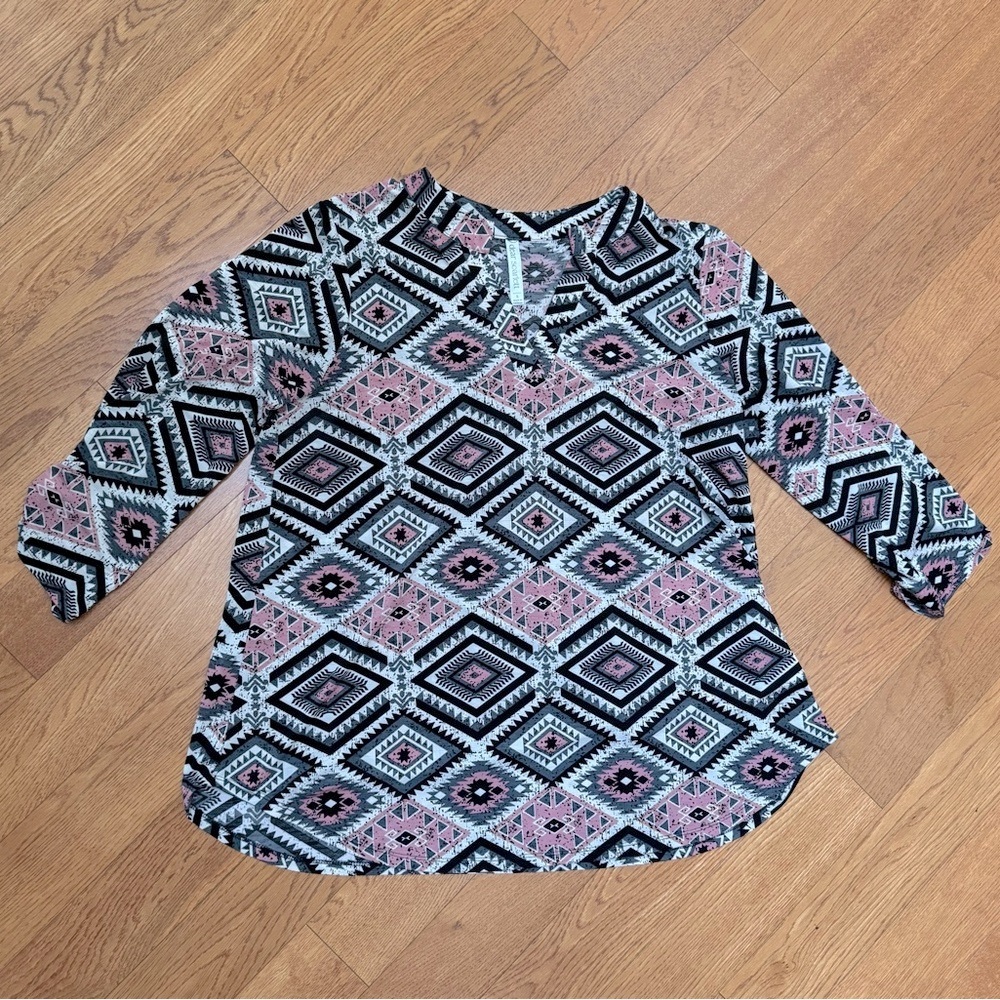 Geometric Patterned Blouse in Pink and Black
